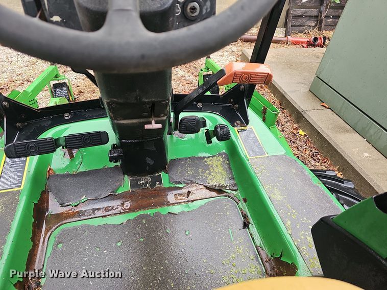image for item EJ5346 2001 John Deere 1445 lawn mower