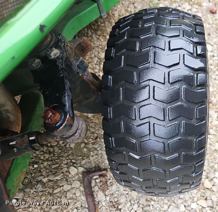 image for item EJ5346 2001 John Deere 1445 lawn mower