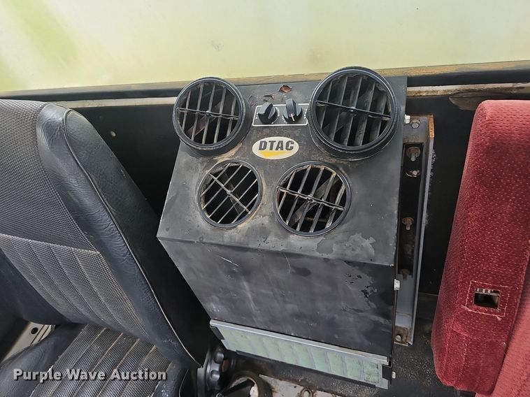 image for item EJ5347 1994 Ford F900 vacuum truck