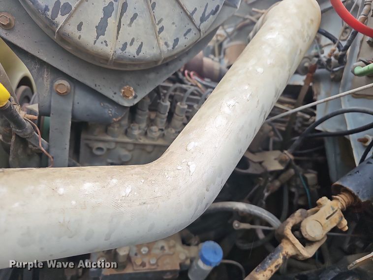 image for item EJ5347 1994 Ford F900 vacuum truck