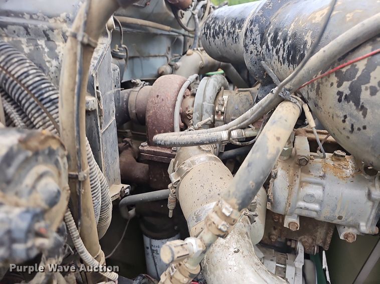 image for item EJ5347 1994 Ford F900 vacuum truck