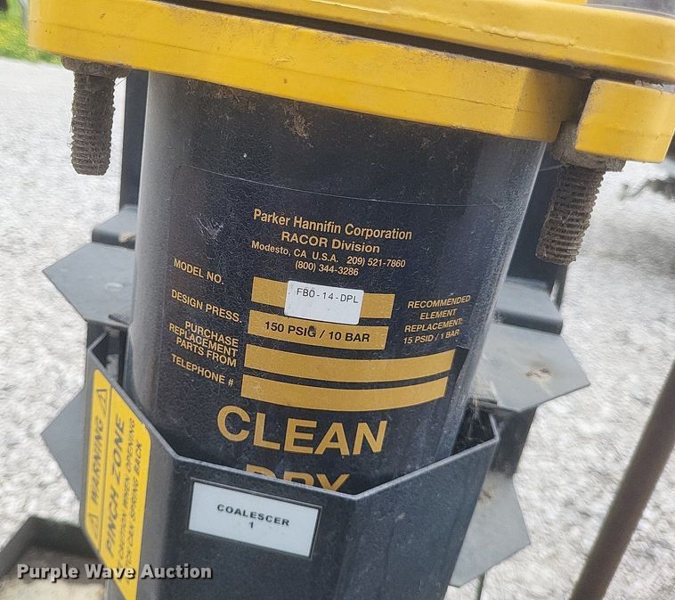 image for item EJ7944 Fuel and air tank