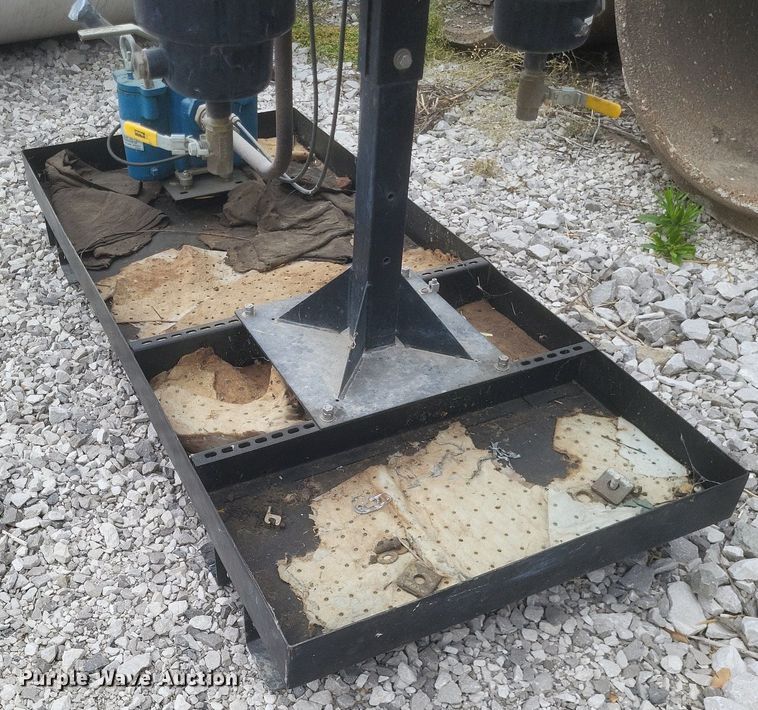 image for item EJ7944 Fuel and air tank