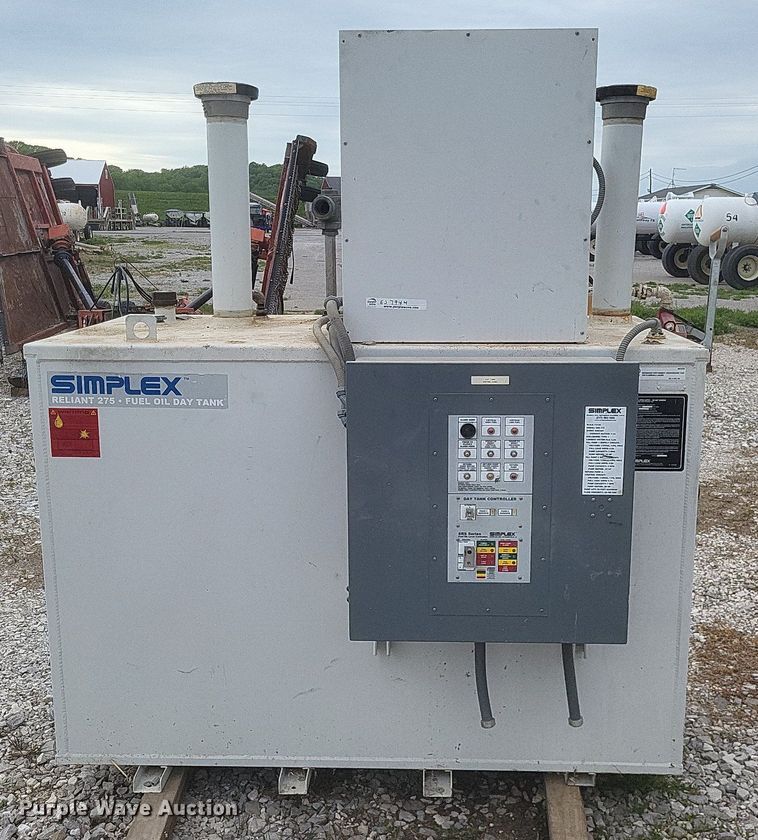 image for item EJ7944 Fuel and air tank