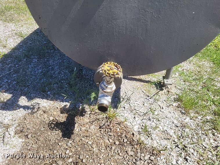 image for item EJ7944 Fuel and air tank