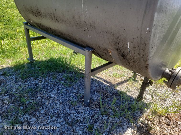 image for item EJ7944 Fuel and air tank