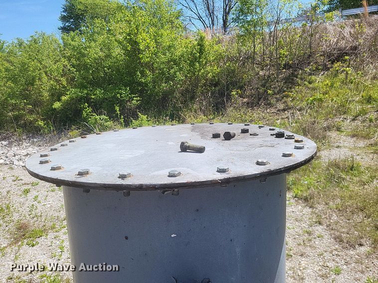 image for item EJ7944 Fuel and air tank