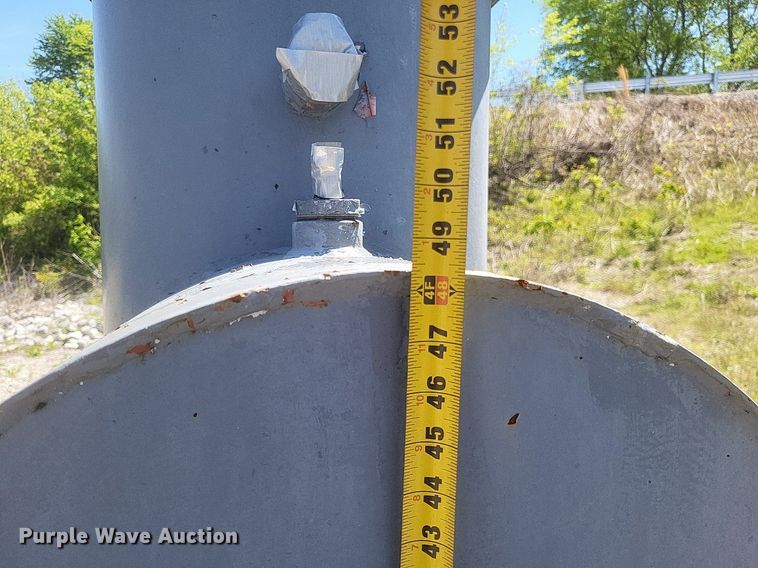 image for item EJ7944 Fuel and air tank