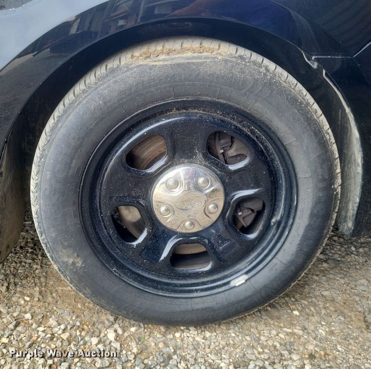 image for item EJ7963 2015 Ford  Taurus Police Interceptor 