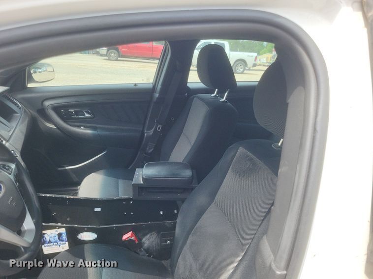 image for item EJ7964 2013 Ford Taurus Police Interceptor 
