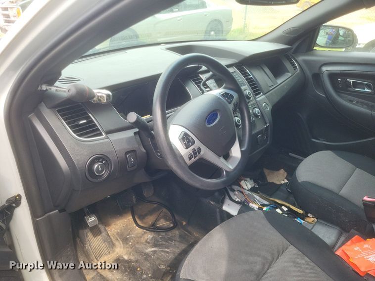 image for item EJ7972 2013 Ford Taurus Police Interceptor 