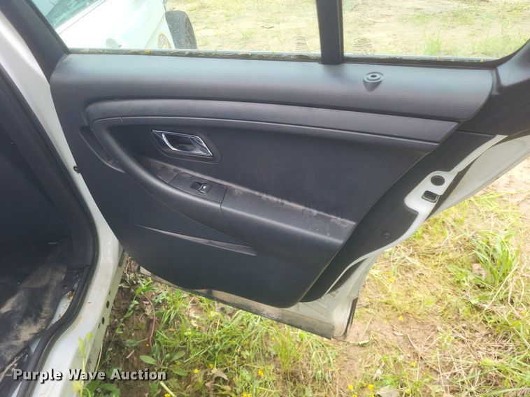 image for item EJ7972 2013 Ford Taurus Police Interceptor 