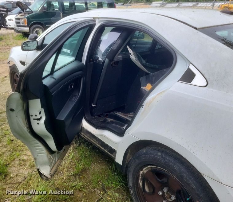 image for item EJ7972 2013 Ford Taurus Police Interceptor 