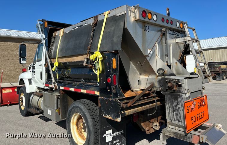 image for item EK4542 2013 International 7400 SBA dump truck