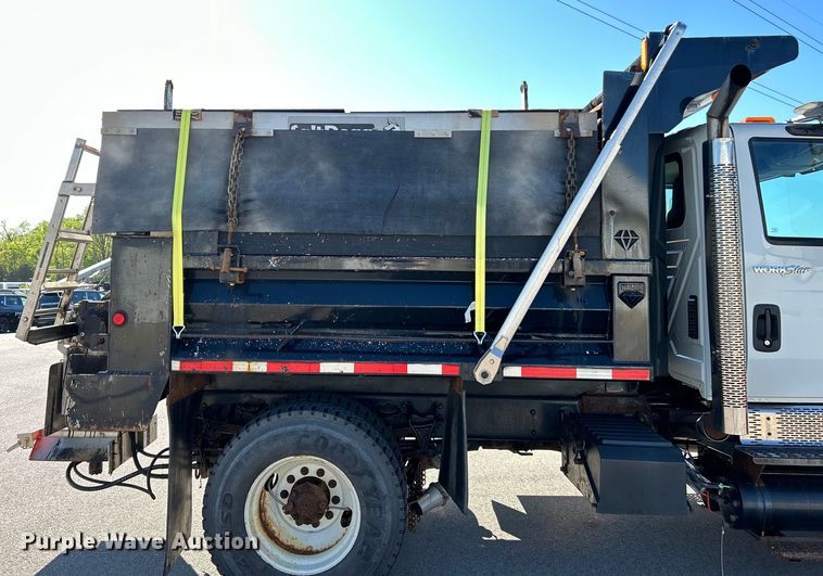 image for item EK4542 2013 International 7400 SBA dump truck