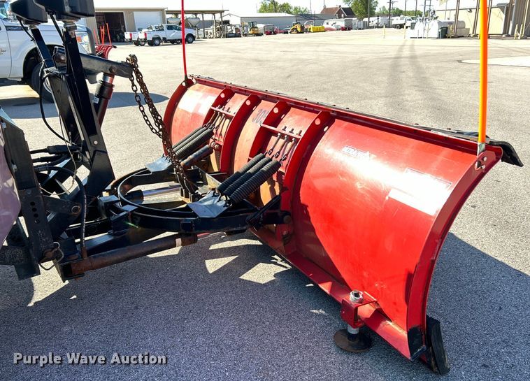 image for item EK4542 2013 International 7400 SBA dump truck