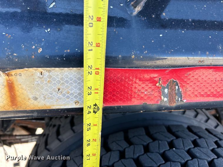 image for item EK4542 2013 International 7400 SBA dump truck