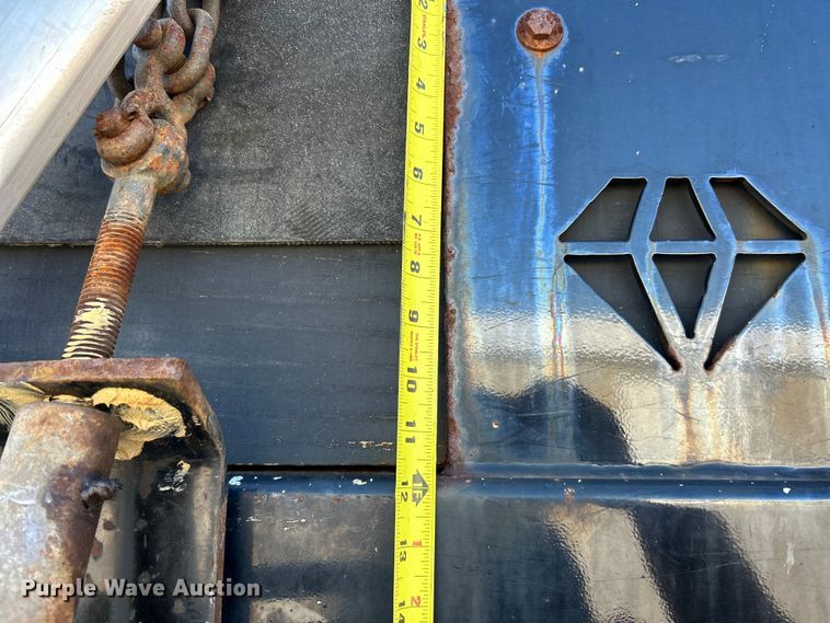 image for item EK4542 2013 International 7400 SBA dump truck