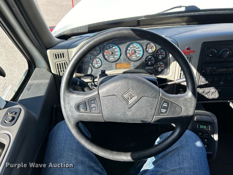 image for item EK4542 2013 International 7400 SBA dump truck