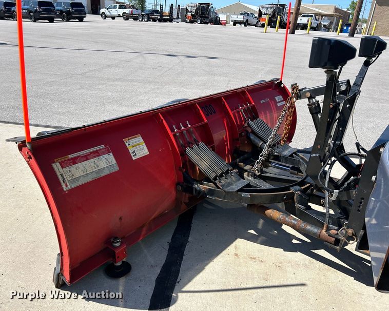 image for item EK4543 2013 International 7400 SBA dump truck