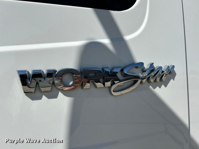 image for item EK4543 2013 International 7400 SBA dump truck