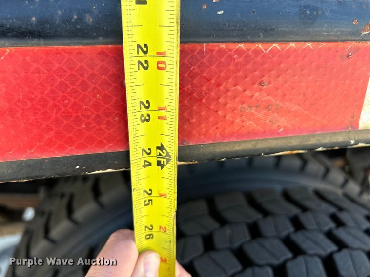 image for item EK4543 2013 International 7400 SBA dump truck