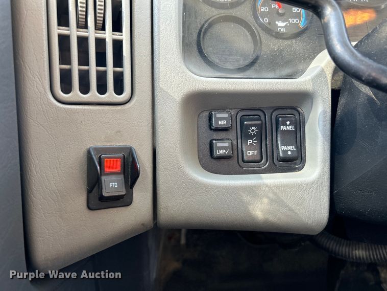 image for item EK4543 2013 International 7400 SBA dump truck