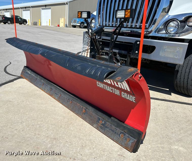 image for item EK4544 2013 International 7400 SBA dump truck