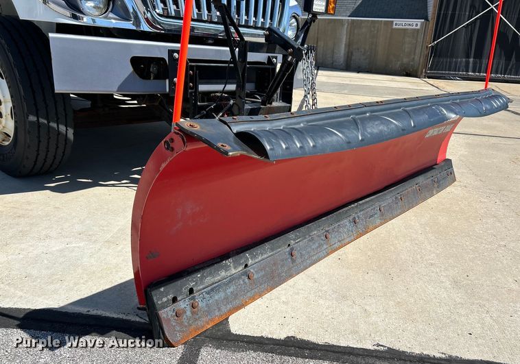 image for item EK4544 2013 International 7400 SBA dump truck