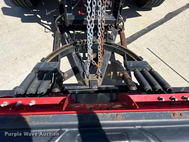 image for item EK4544 2013 International 7400 SBA dump truck