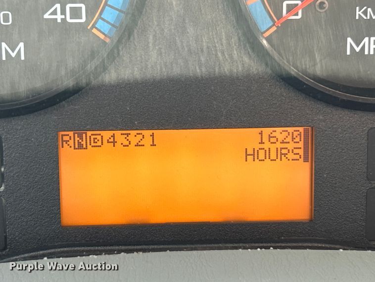 image for item EK4544 2013 International 7400 SBA dump truck