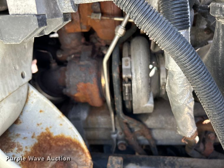 image for item EK4544 2013 International 7400 SBA dump truck