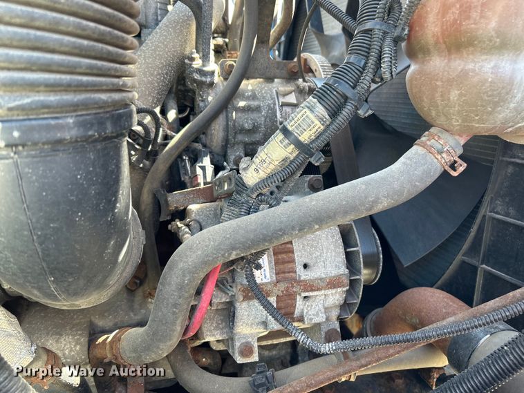 image for item EK4544 2013 International 7400 SBA dump truck