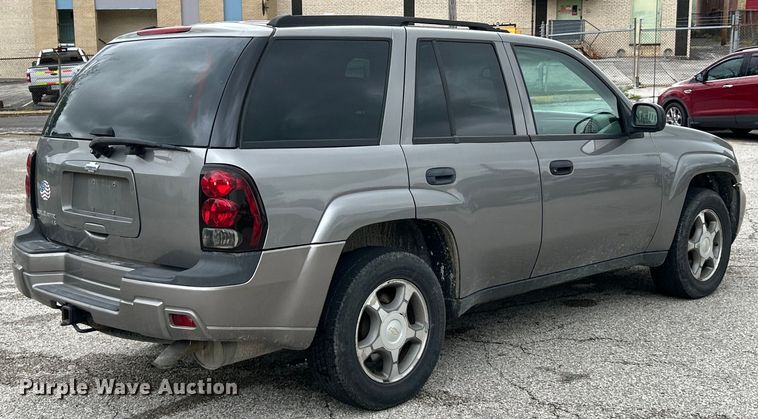 image for item EK4563 2007 Chevrolet Trailblazer LS SUV