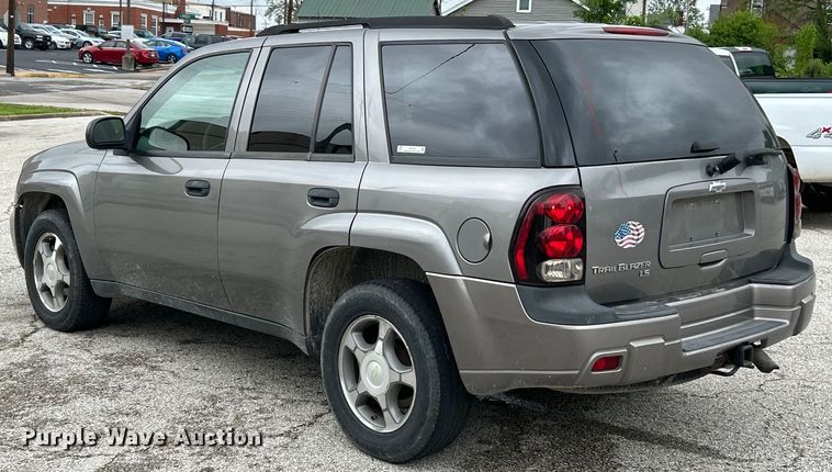 image for item EK4563 2007 Chevrolet Trailblazer LS SUV