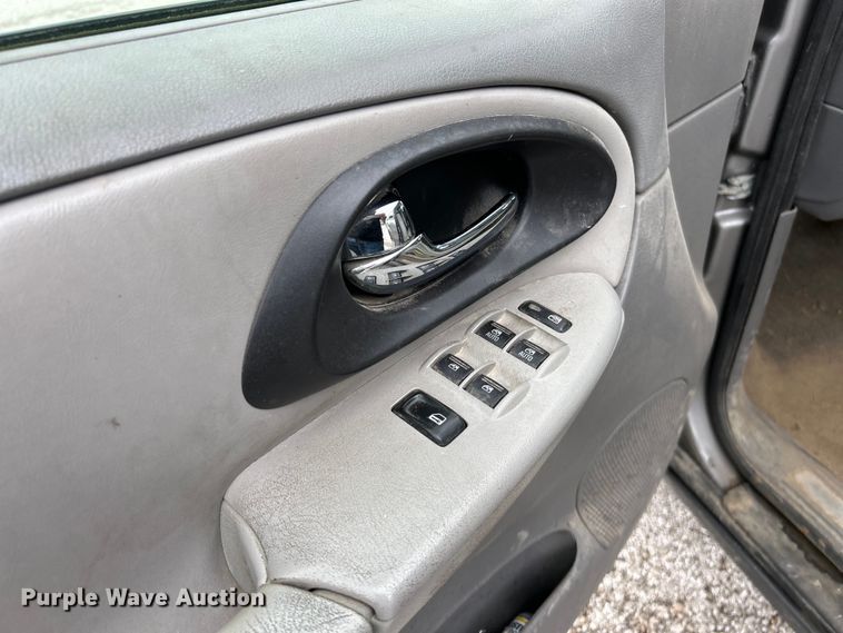 image for item EK4563 2007 Chevrolet Trailblazer LS SUV