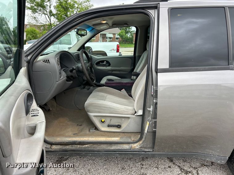 image for item EK4563 2007 Chevrolet Trailblazer LS SUV