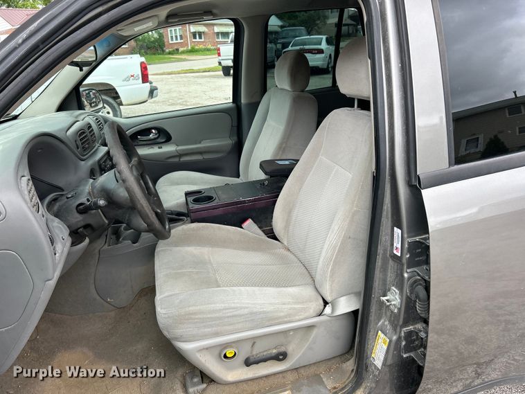 image for item EK4563 2007 Chevrolet Trailblazer LS SUV