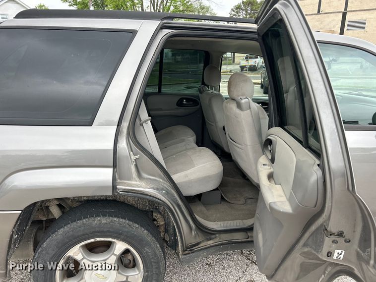 image for item EK4563 2007 Chevrolet Trailblazer LS SUV