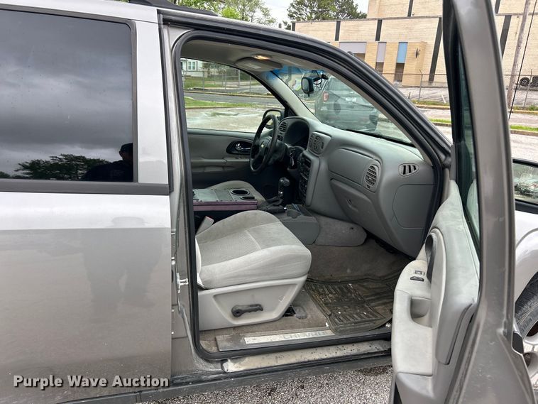 image for item EK4563 2007 Chevrolet Trailblazer LS SUV