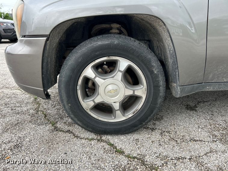 image for item EK4563 2007 Chevrolet Trailblazer LS SUV