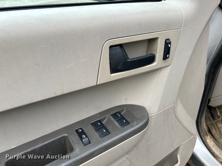 image for item EK4568 2009 Ford Escape SUV