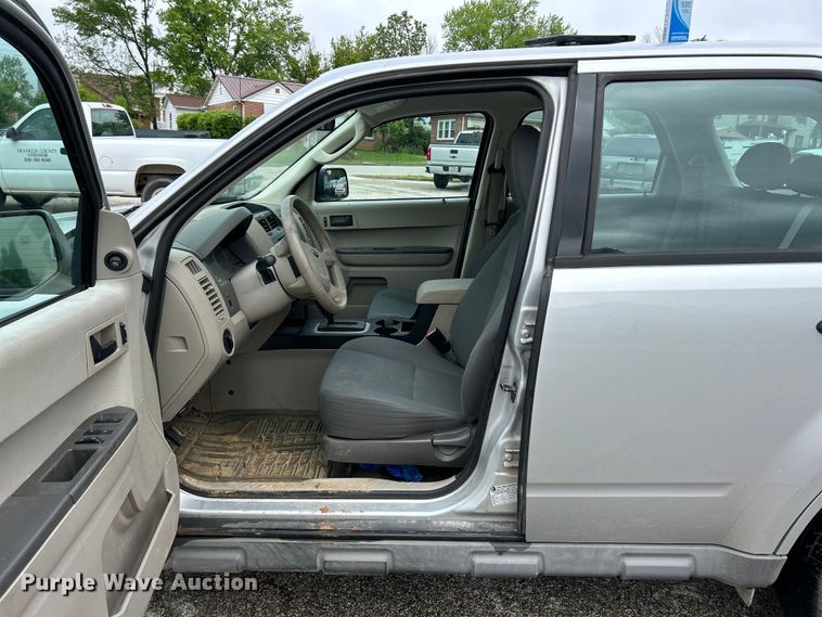 image for item EK4568 2009 Ford Escape SUV