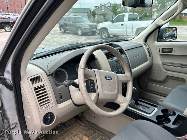 image for item EK4568 2009 Ford Escape SUV