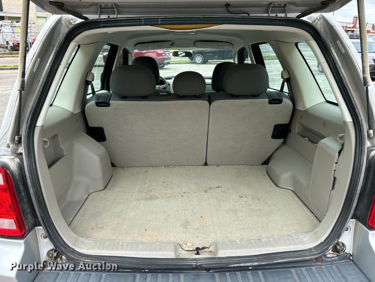 image for item EK4568 2009 Ford Escape SUV