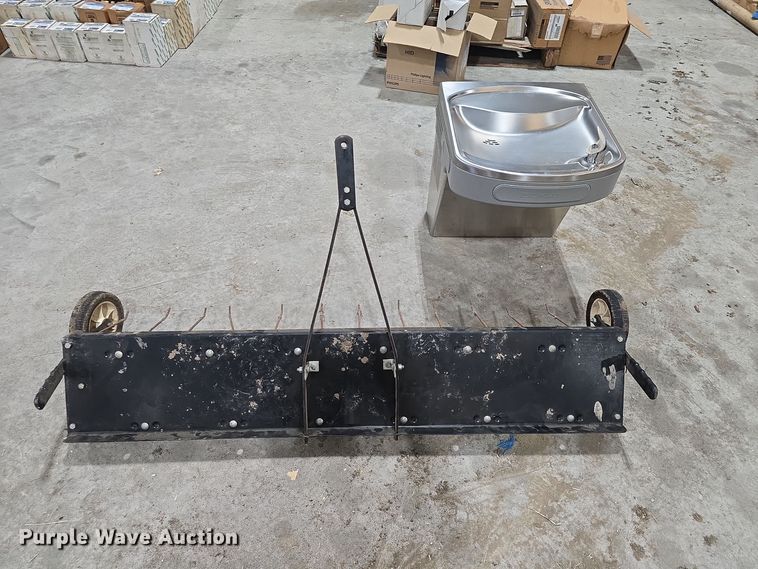 Elkay EZFS8 1F water fountain in Gardner, KS Item EK5869 for sale