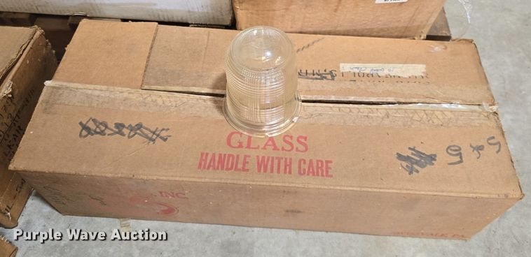 image for item EK5872 Airfield security lights