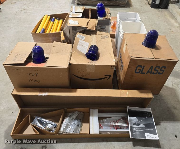 image for item EK5872 Airfield security lights