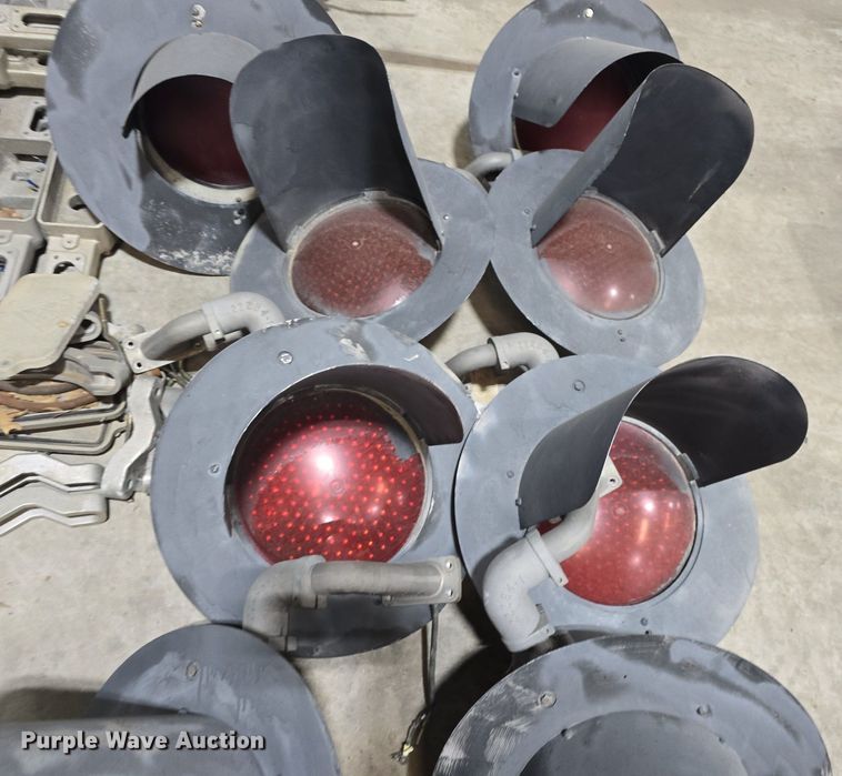 image for item EK5873 Railroad crossing lights and signs
