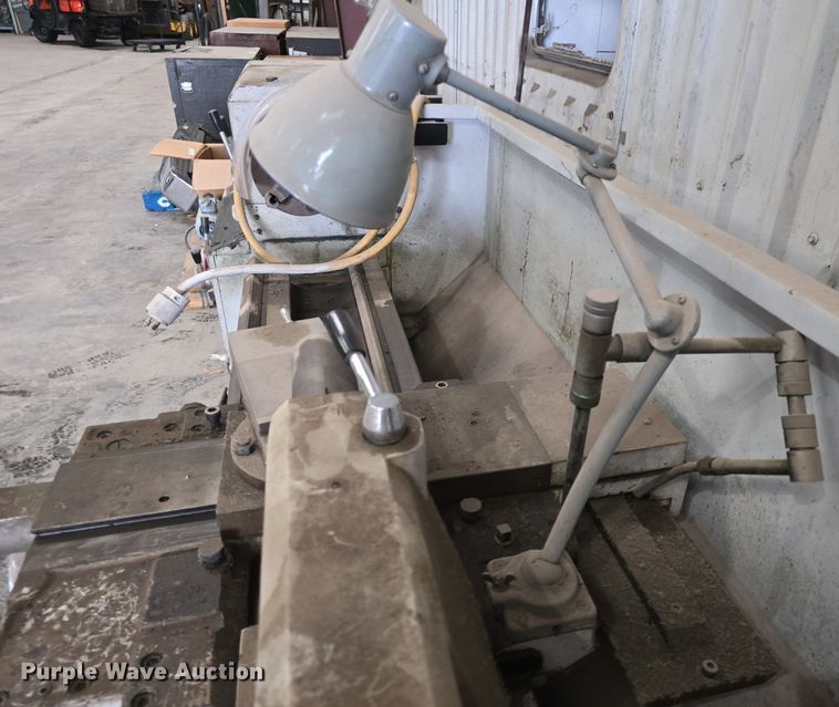 image for item EK5881 Victor 1640A metal lathe